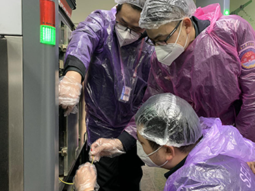 1584085686712262.png 安檢站設備組擰緊“設備運轉(zhuǎn)安全閥”.png